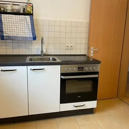 Charmante 3-zimmer In شقة ركلنغهاوزن